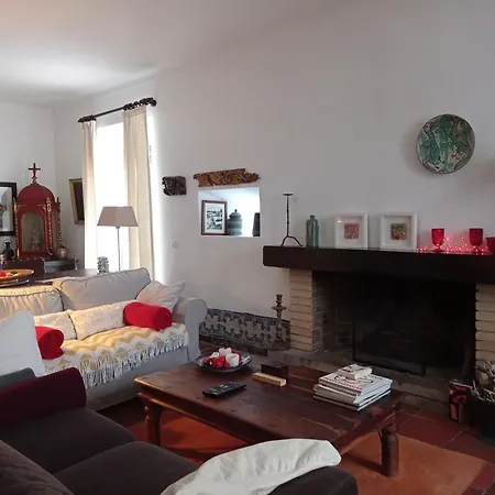 Casa Glicinias * Όμπιδος