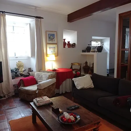 Casa Glicinias بيت للعطل *