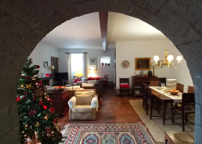 Casa Glicinias オビドス